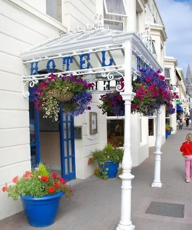 Foyles クリフデン