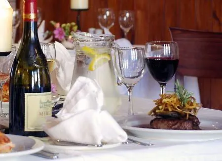 Foyles クリフデン